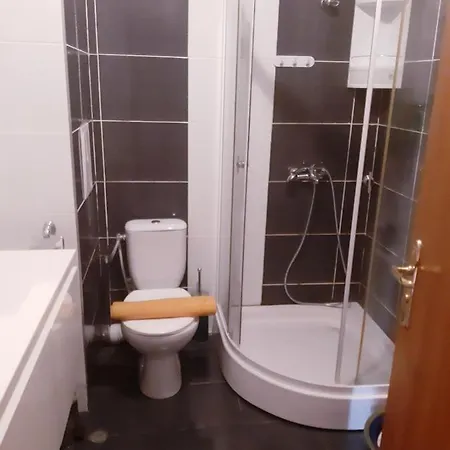 아파트 бриз 1 *